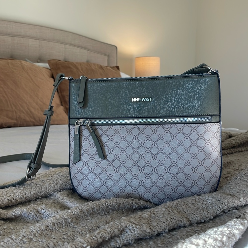 Nine West sage green crossbody